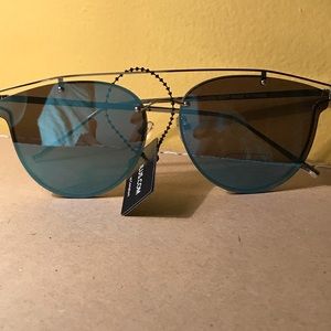 LuLus Blue Reflective Sunglasses